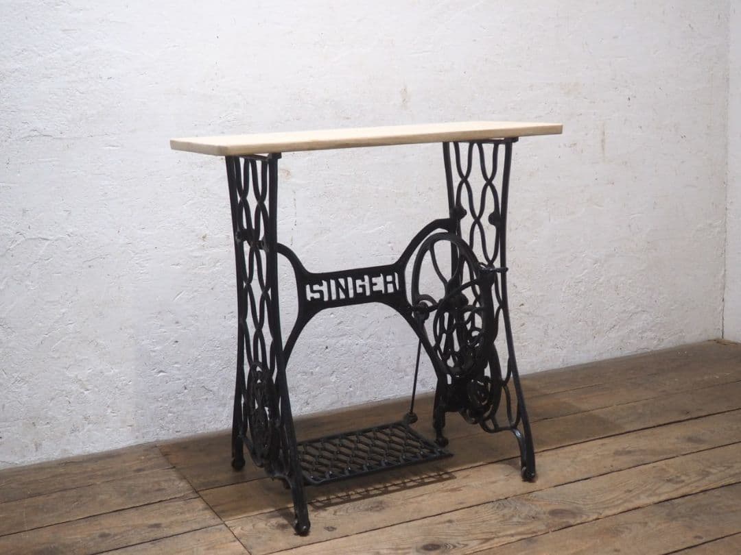 1225 ラワンの一枚天板　網目のシンガーミシンテーブル　レトロ　ビンテージ