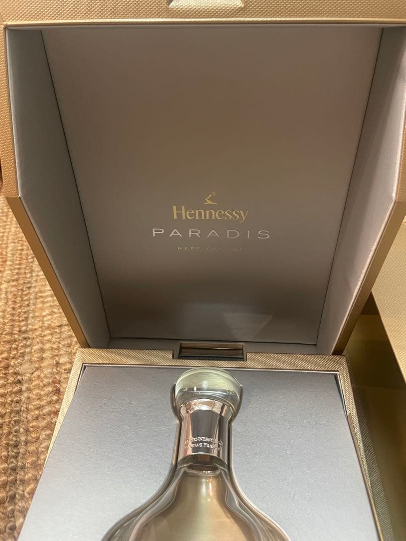 ヘネシー パラディ Hennessy PARADIS 空瓶 空箱 箱カバー