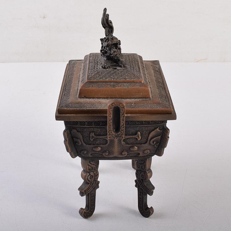 高岡銅器　米田陵山作　鋳銅　獅子摘　四方香炉　鼎　M　R7650