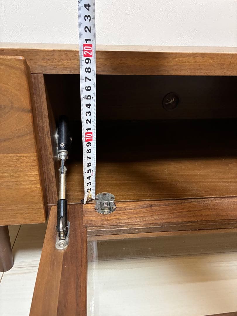 ウォールナット　木製テレビ台 引き出し付き