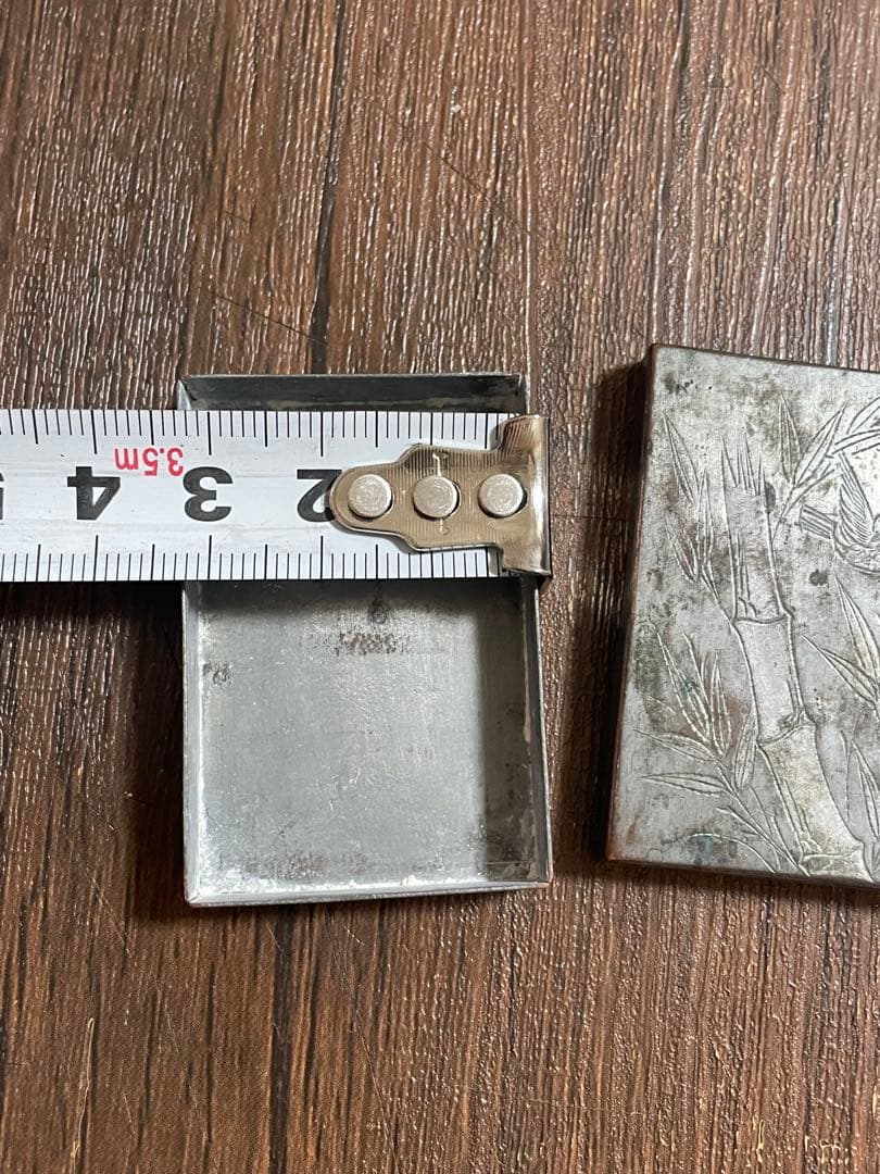 アンティーク 金属製 小箱　竹と鳥の彫刻入り　昭和レトロ　古道具