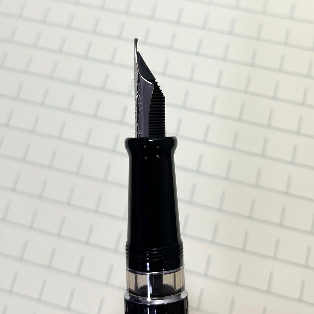 アウロラ オプティマ 100周年記念限定万年筆 CENTOチェント 字幅M