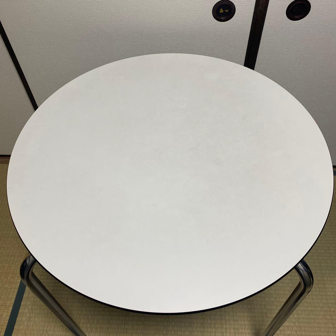 ダイニングテーブル Vitra Standards Tables