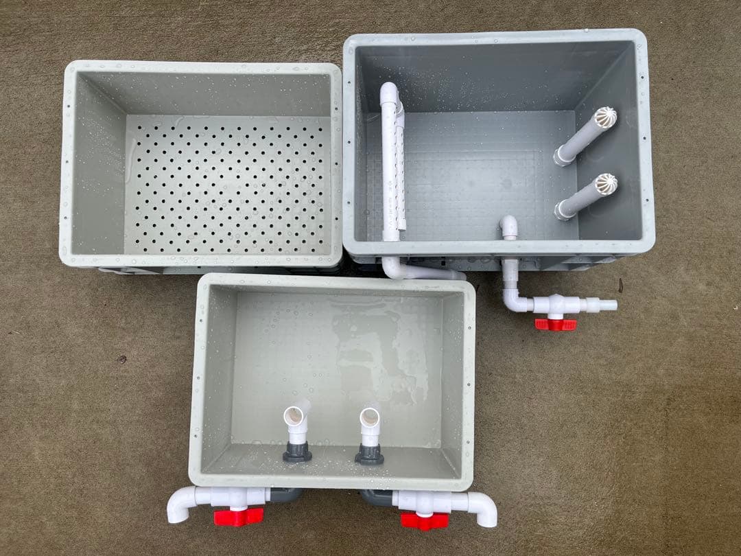 大型水槽用沈殿物理生物一体型濾過槽　水中ポンプバイオスポンジフィルター付き