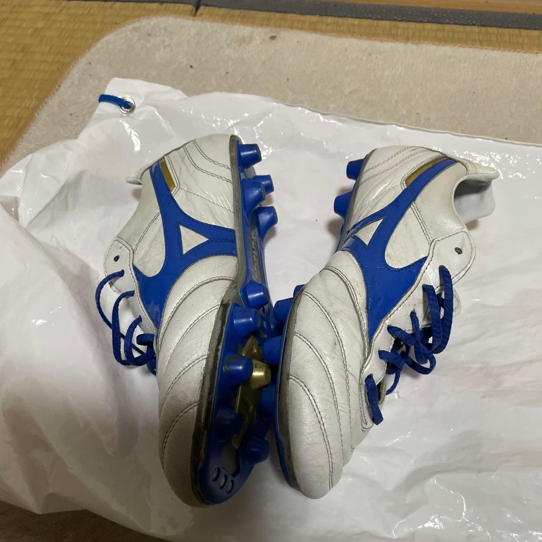 モレリア　スパイク　ミズノ　モレリア