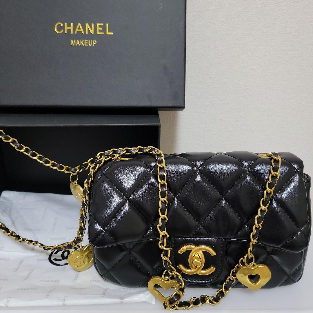 CHANEL ショルダーバッグ　ノベルティ　ハート