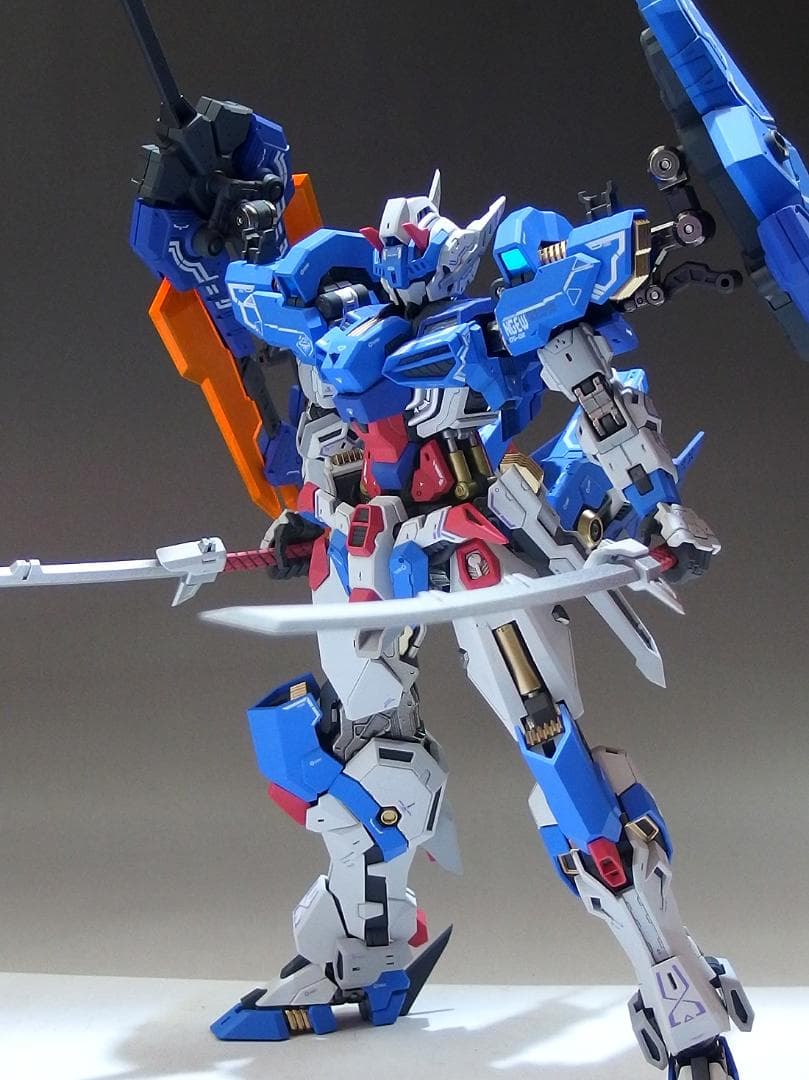 あ*ら様 HiPlay 1/100 EDDAS ヴァルキリー塗装済完成品 海外製