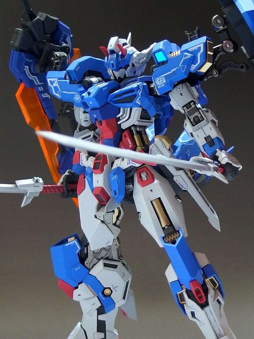 あ*ら様 HiPlay 1/100 EDDAS ヴァルキリー塗装済完成品 海外製