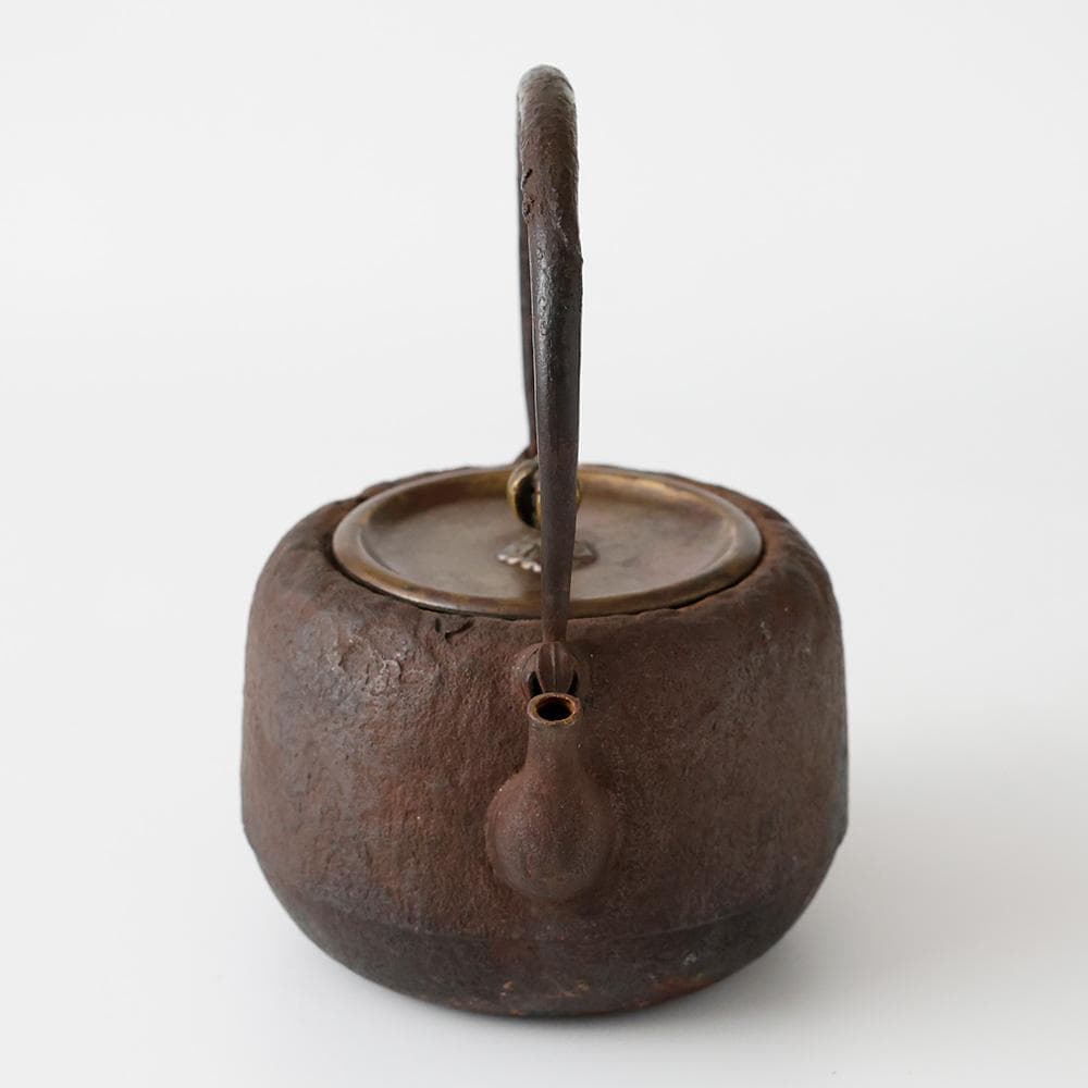 岩肌時代鉄瓶 斑紫銅蓋 湯沸かし 煎茶道具 高さ22㎝ 鉄器 南部 無落款