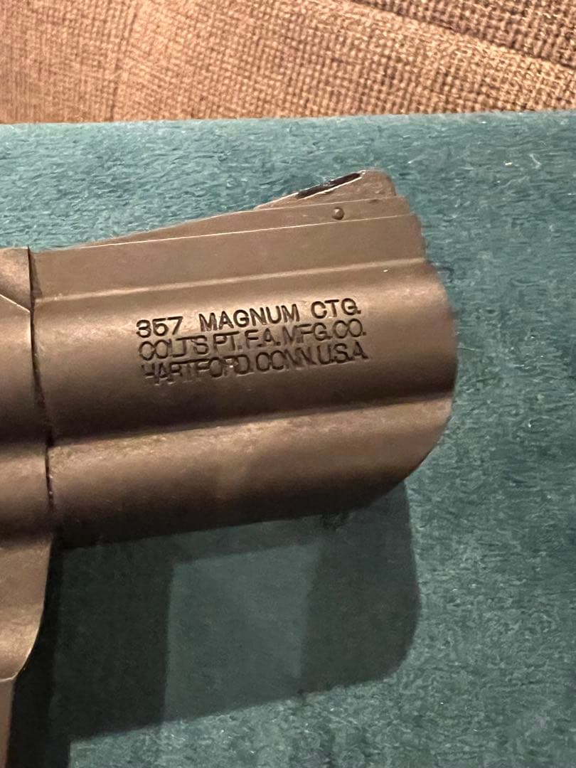 KSC モデルガン コルト キングコブラ 2.5インチ HW