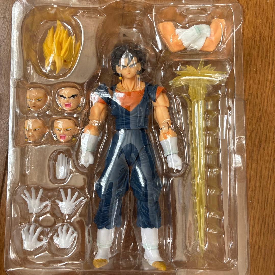 SHフィギュア ドラゴンボール ベジット フィギュア