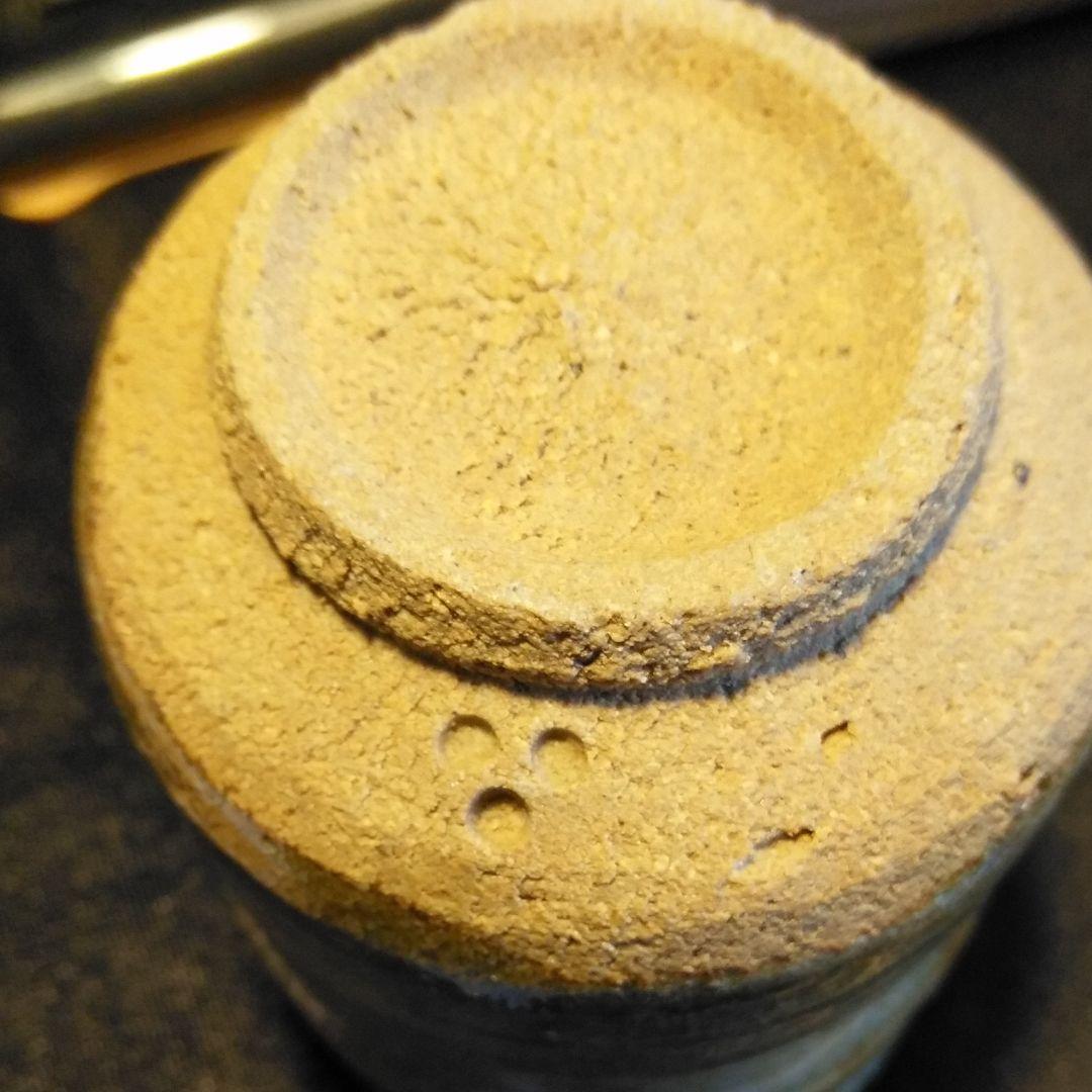 祖父の遺品の為、判りません。朝鮮唐津と聞きました。写真で確認してください。