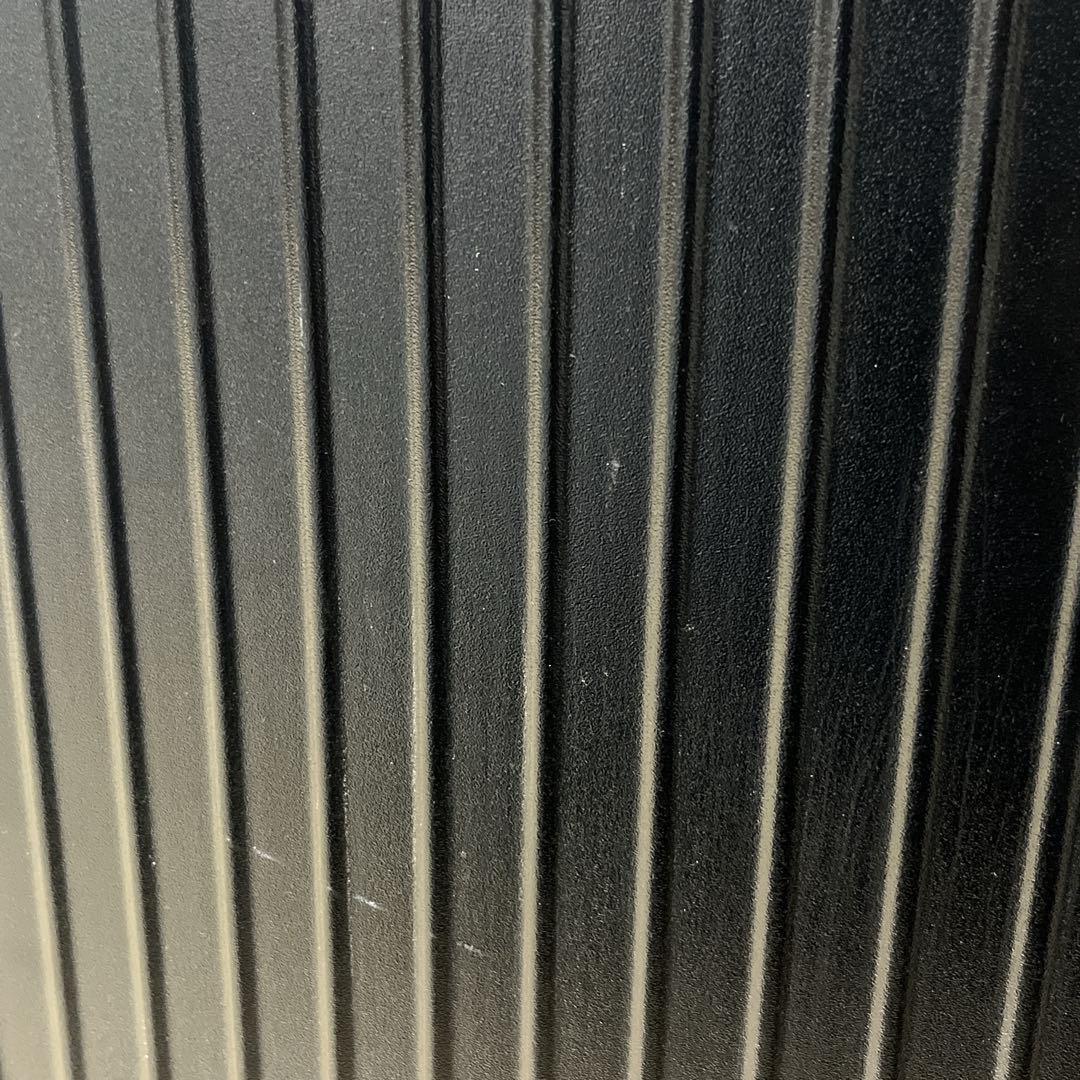 良品　リモワ　キャリーケース　サルサ　35L 2輪　機内持ち込み可　黒　旅行