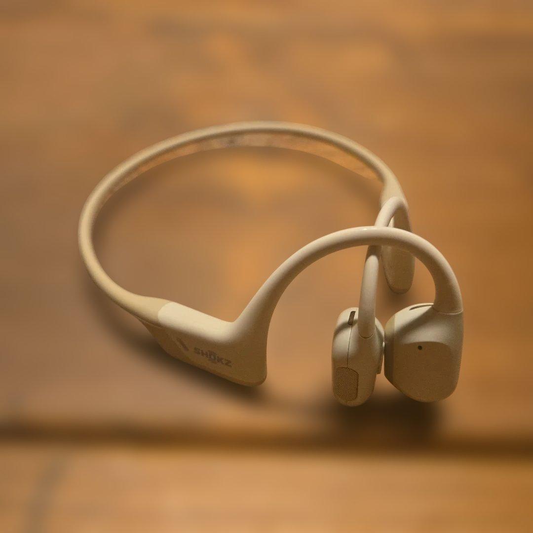 ⑨SHOKZ OpenRun Pro ベージュ 骨伝導イヤホン