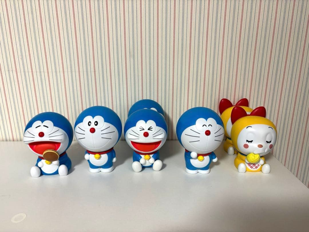 カプキャラ ドラえもん どれでも4体2000円