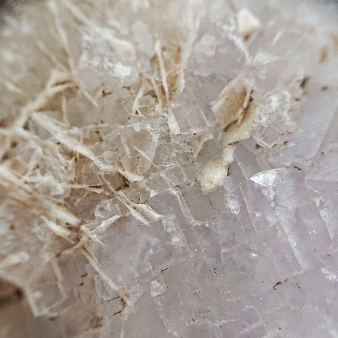 希少 国産鉱物標本 三重県産 蛍石 母岩付き フローライト 613g 石英