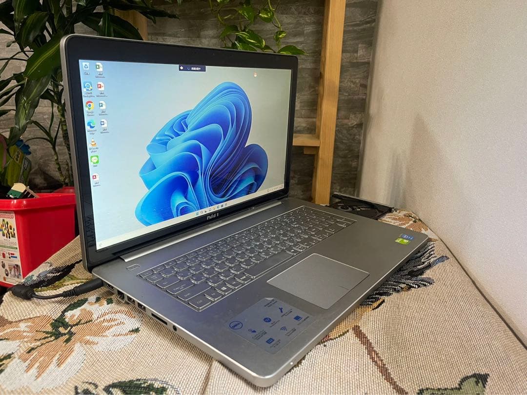 DELL タッチパネル・16GBメモリ・Core i7 4510U