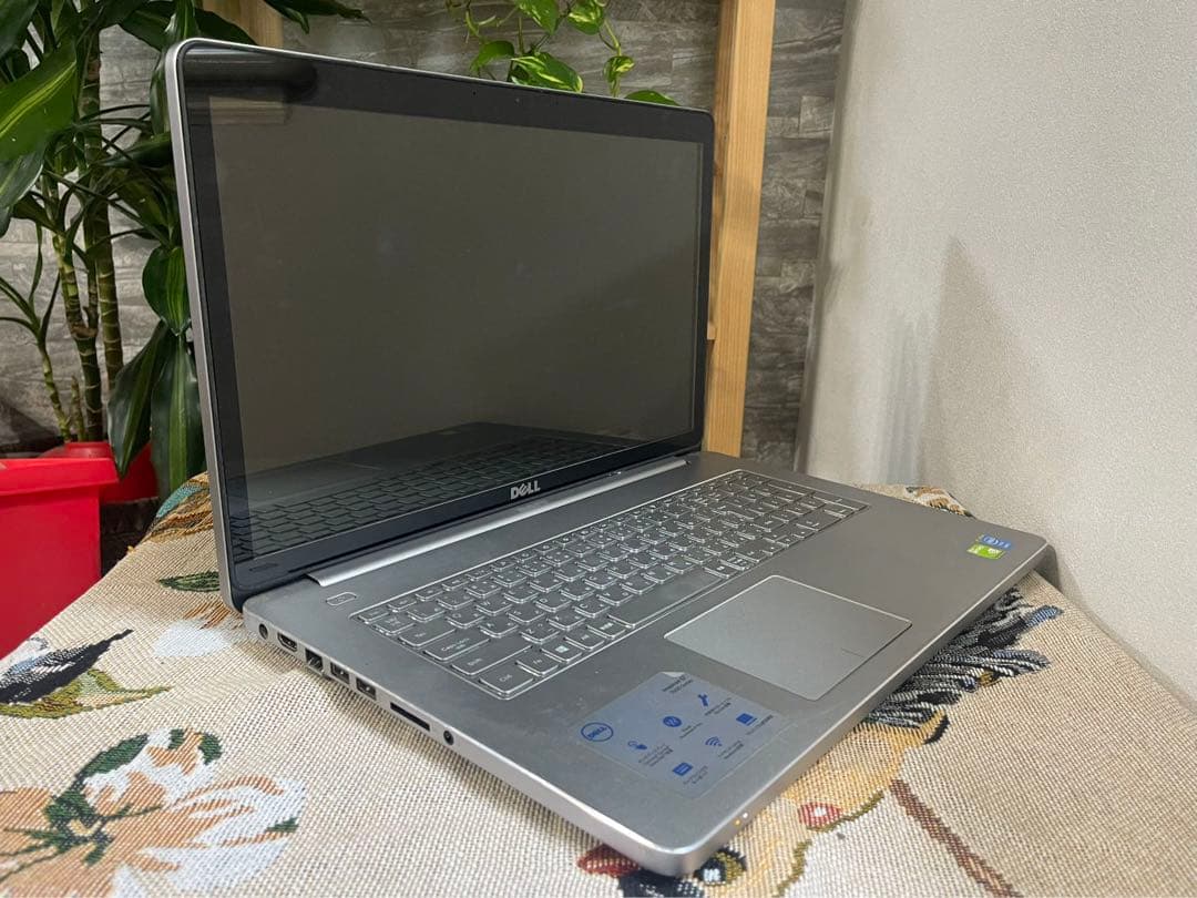 DELL タッチパネル・16GBメモリ・Core i7 4510U