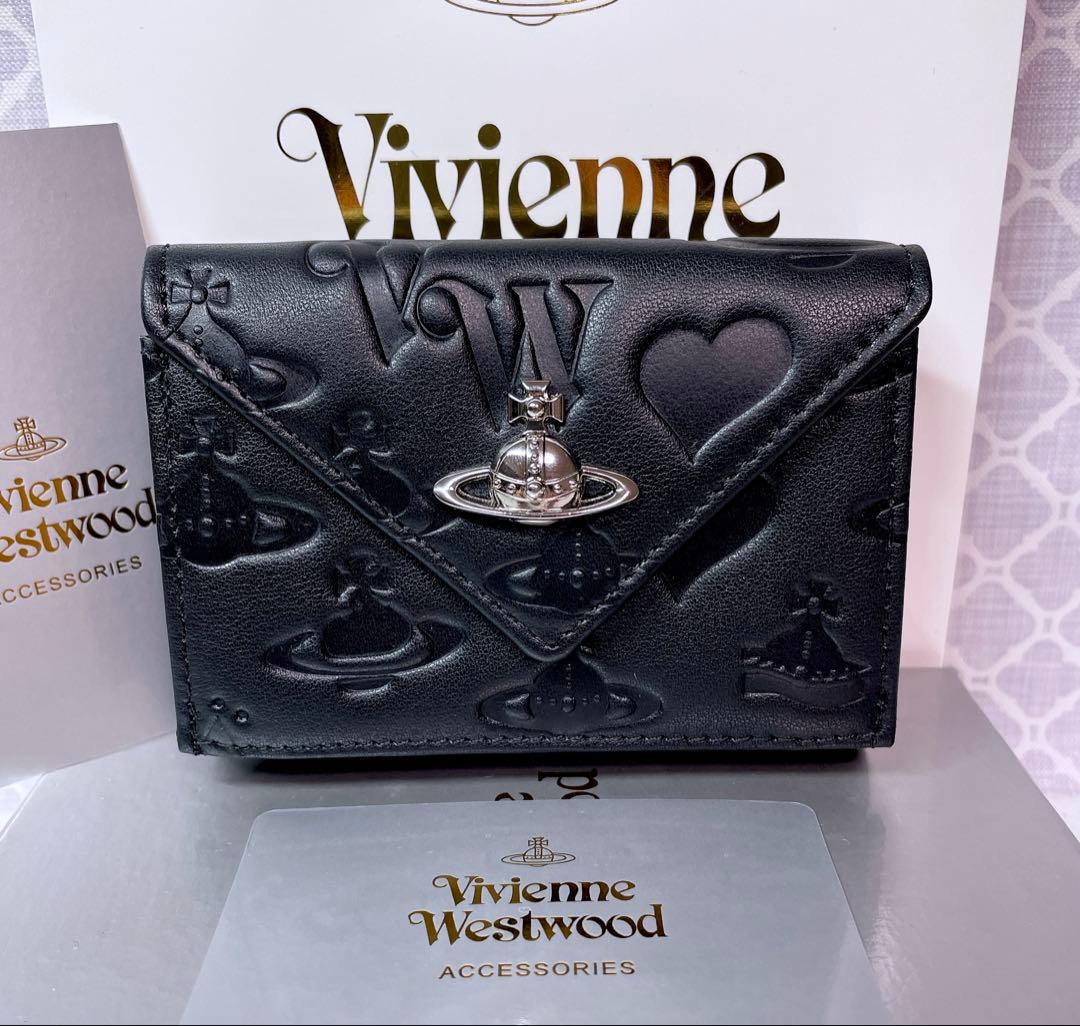 【内柄も素敵☆最新】Vivienne Westwood 三折り財布 マット 黒