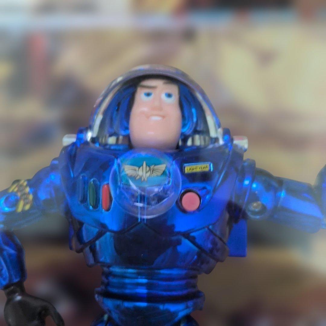 【未開封】バズ・ライトイヤー ステルスバージョン フィギュア4体セット