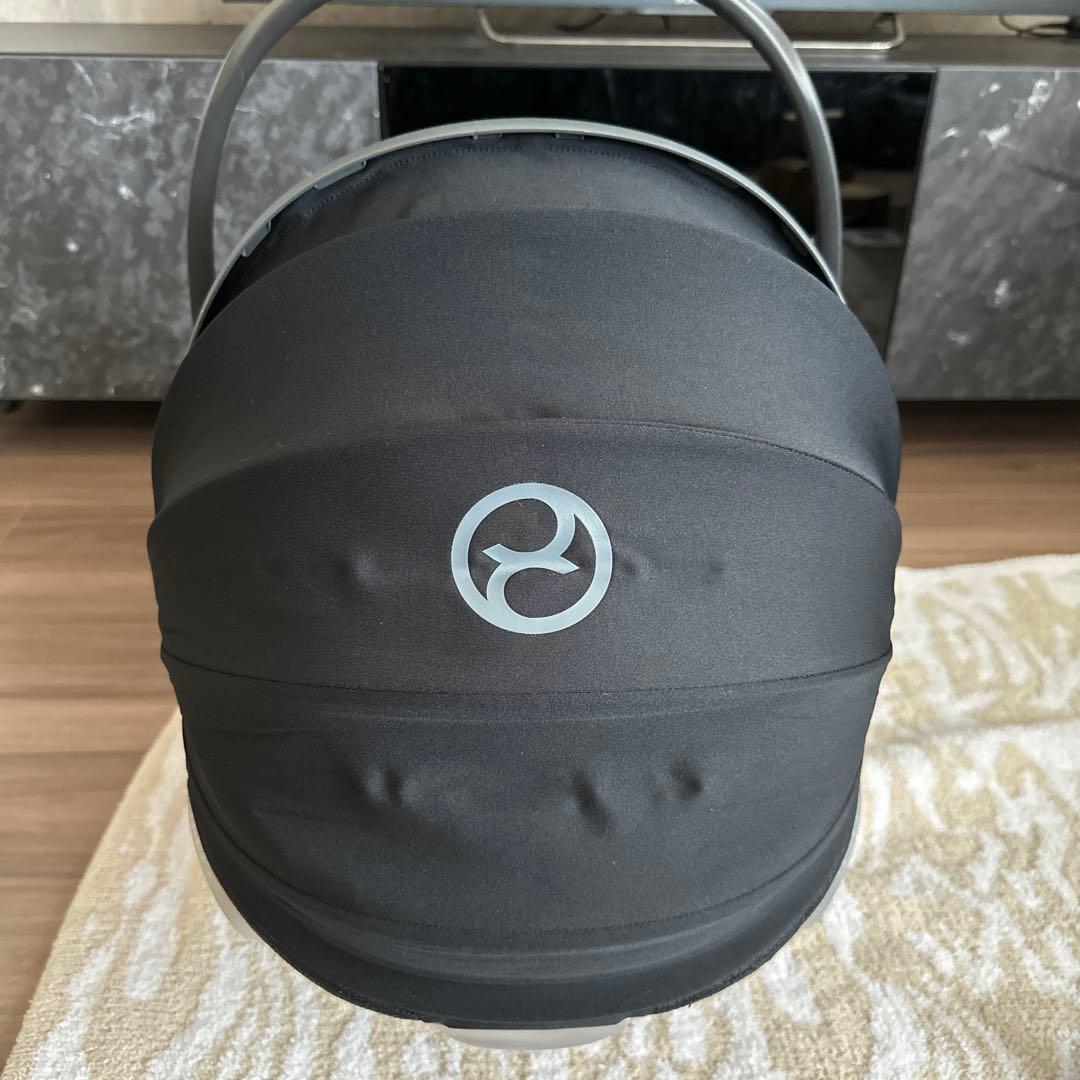 【再値下げ】サイベックス クラウドZ ベビーシートブラック　YOYOアダプター付