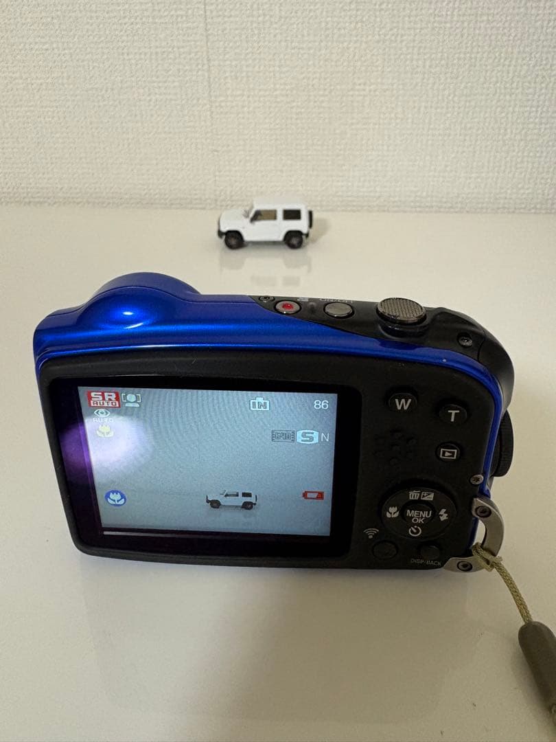 【美品・動作確認済】FUJIFILM XP70防水・耐衝撃デジタルカメラ