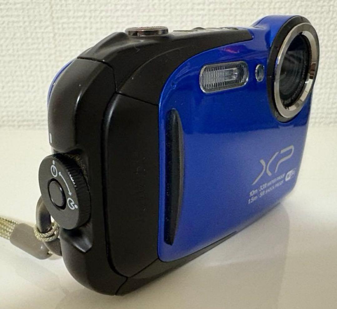 【美品・動作確認済】FUJIFILM XP70防水・耐衝撃デジタルカメラ
