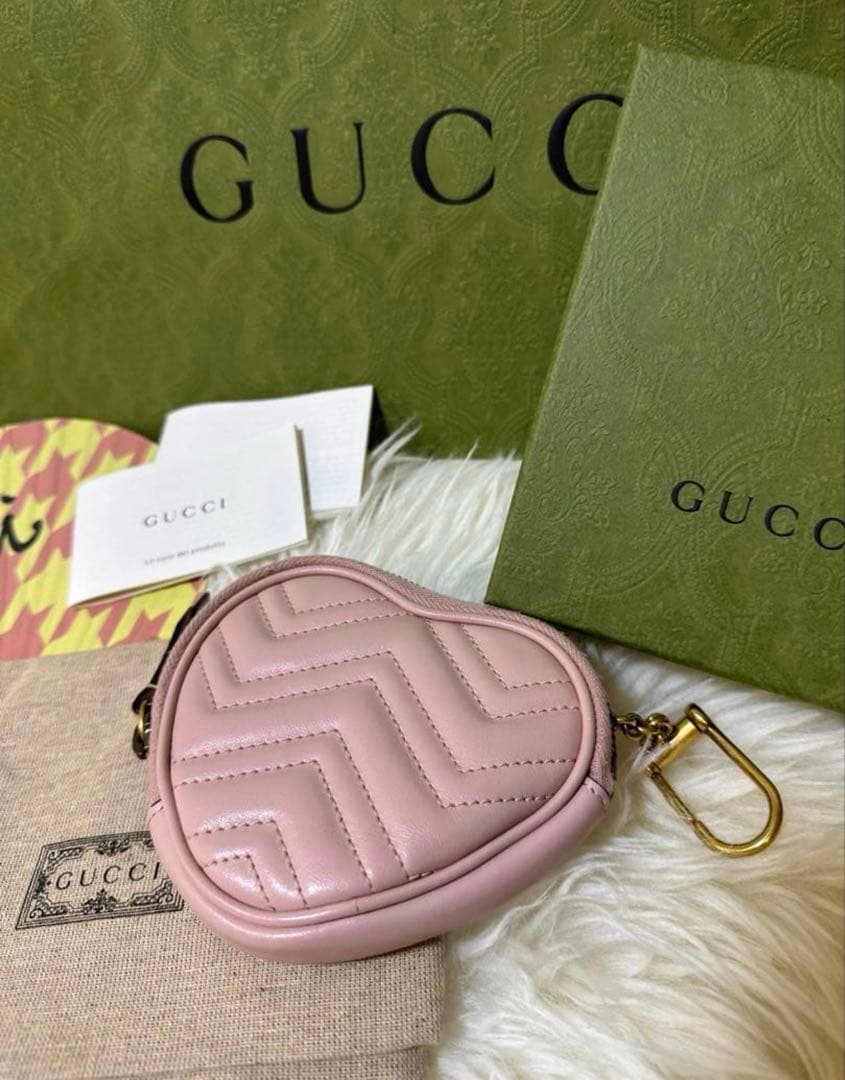 24時間タイムセールダブルG ハートシェイプケース　GUCCI グッチ