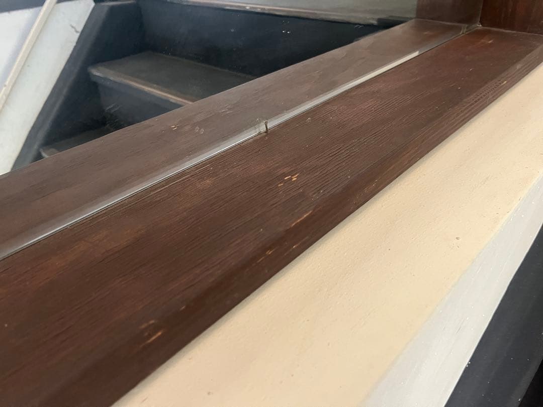 ダークブラウン木製ミラー付き壁掛けシェルフ店舗什器カフェBAR