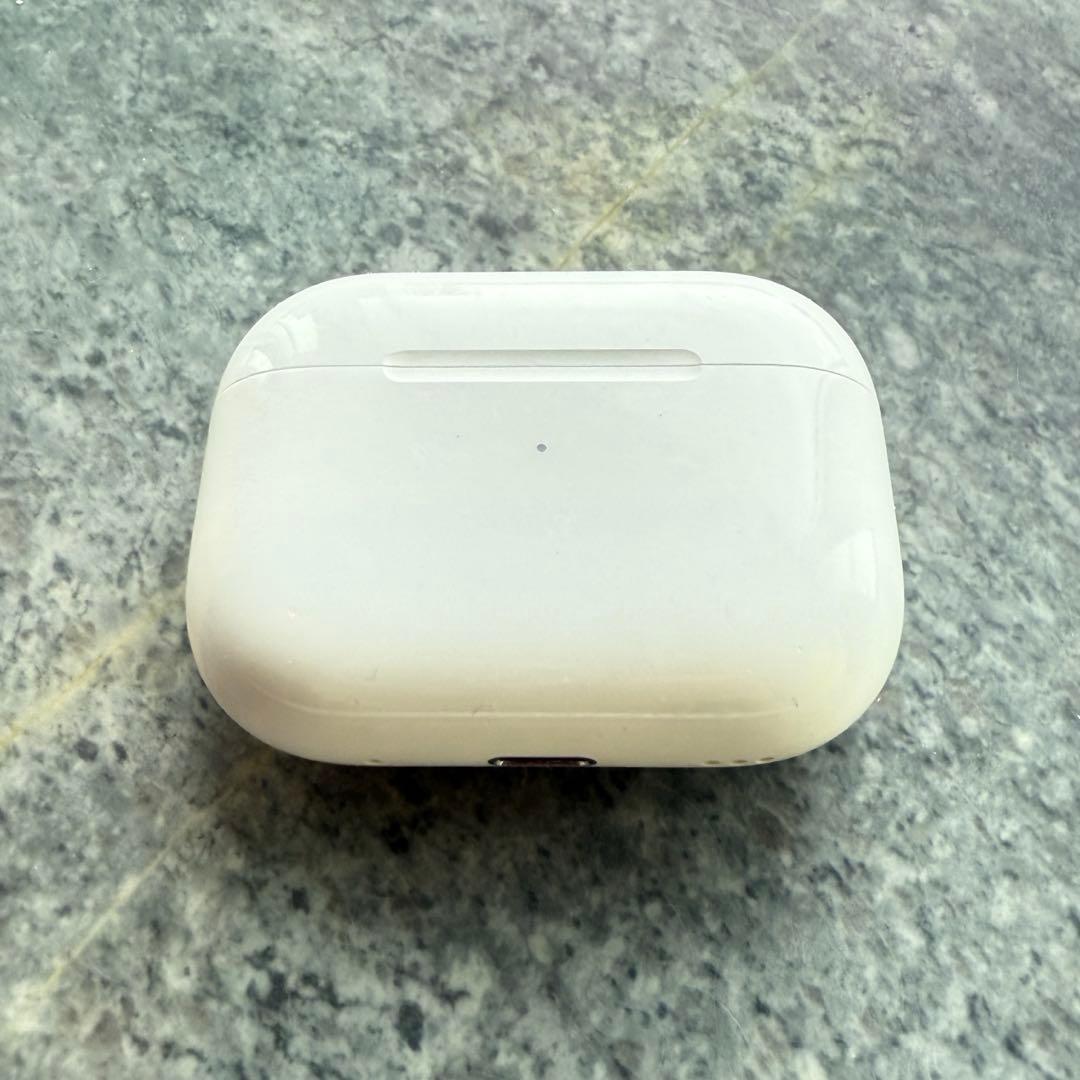 正規品！ AirPods Pro 第2世代 Lightning充電ケース付き