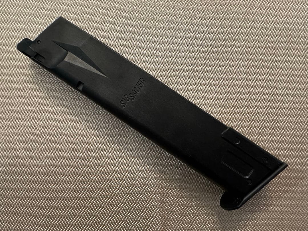 RYU(ハリー)　東京マルイ バイオハザード レオンモデル ハンドガン