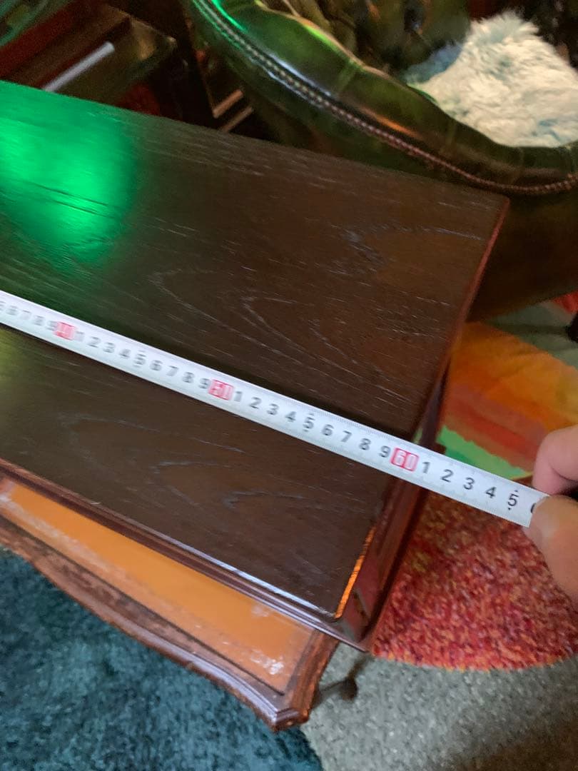 ガラスコレクションケース　飾り棚