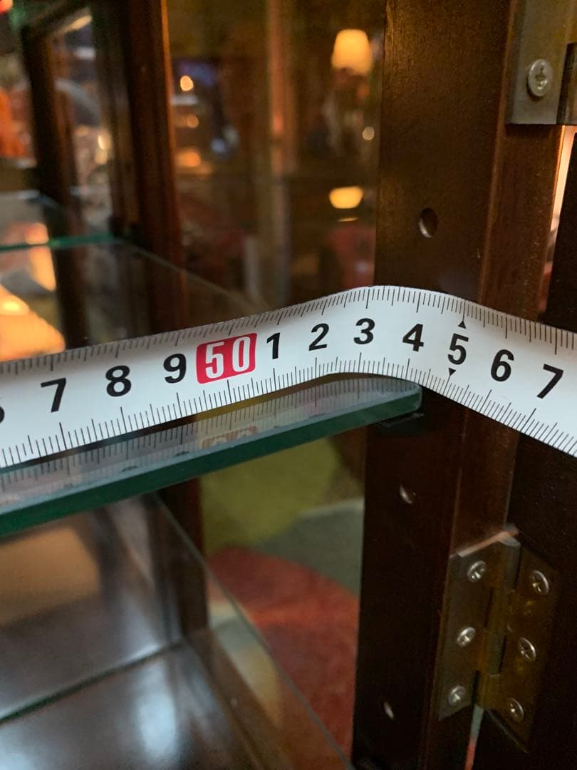 ガラスコレクションケース　飾り棚