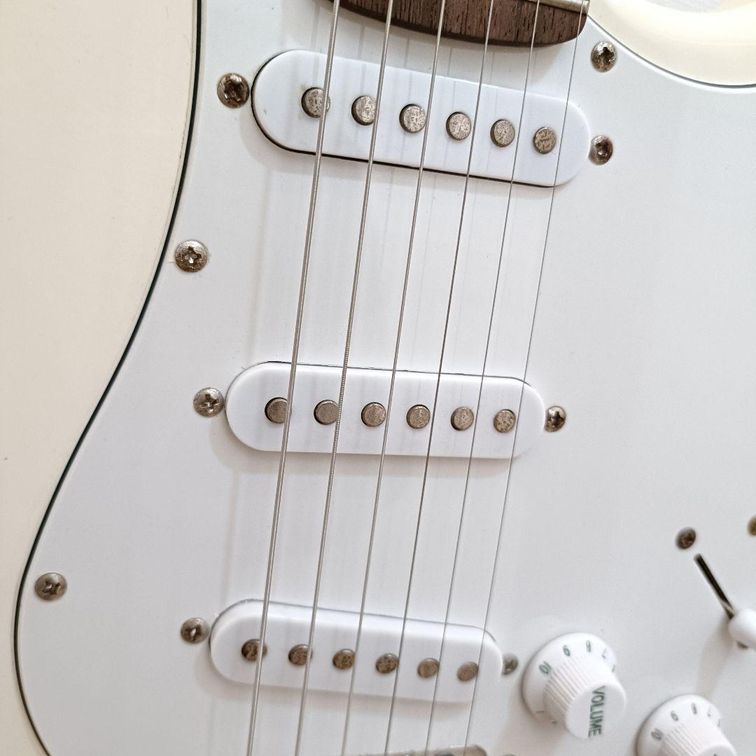 メンテ済｜Bacchusストラトキャスター ホワイト