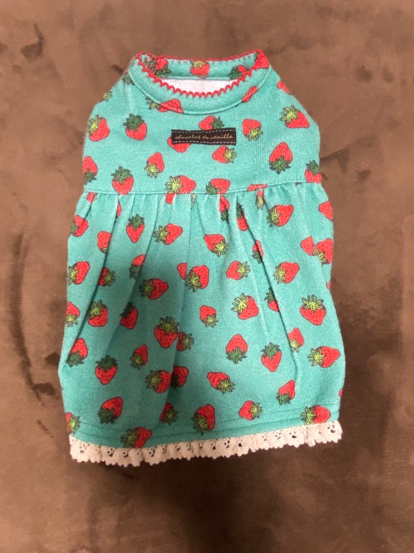 アトリエgg イチゴ柄カットソーワンピース