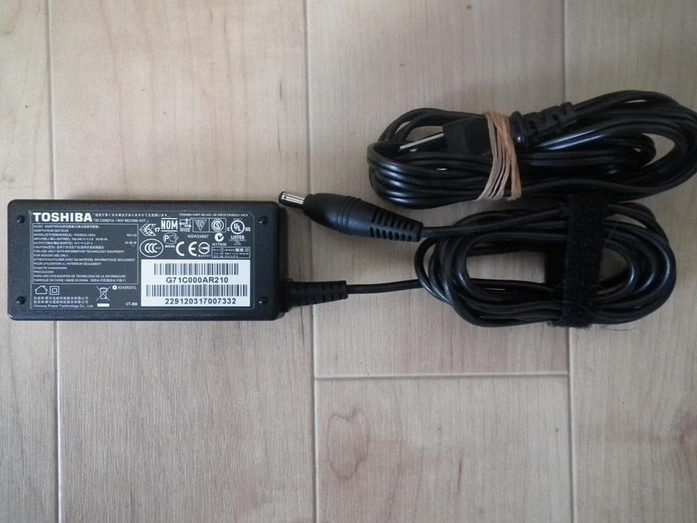 東芝ノートパソコン Dynabook Satellite B35/R/中古特価品