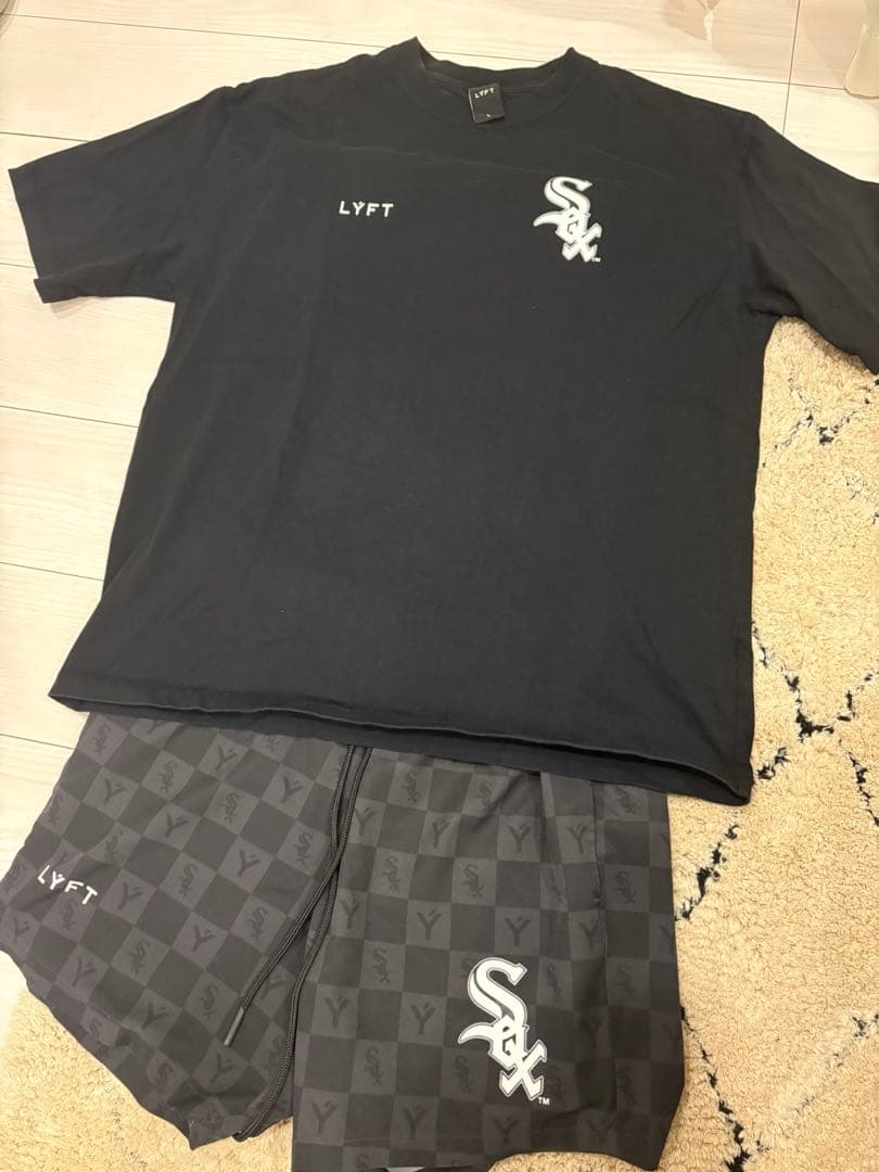 LYFT リフト　ホワイトソックスMLB セットアップ