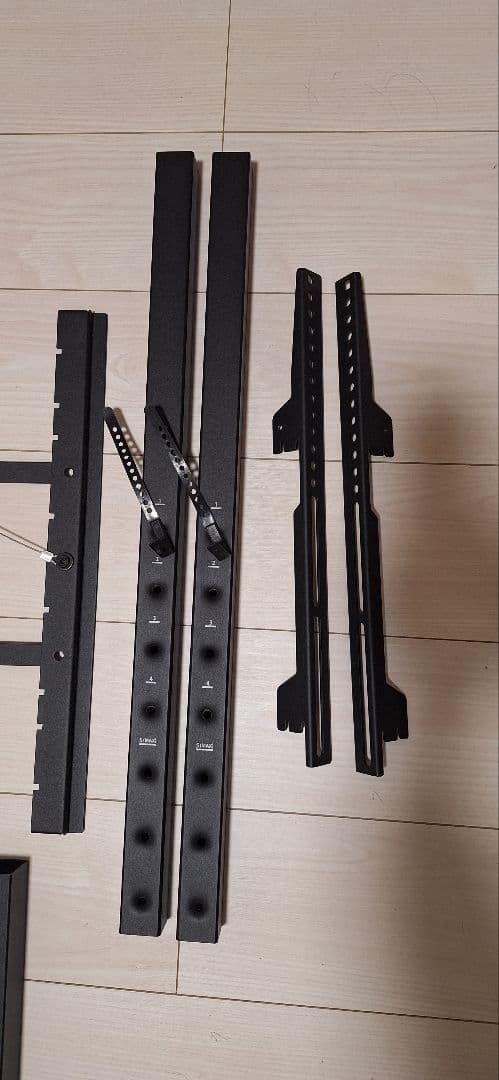 WALL V2E テレビスタンド ロータイプ 32~60インチ EQUALS