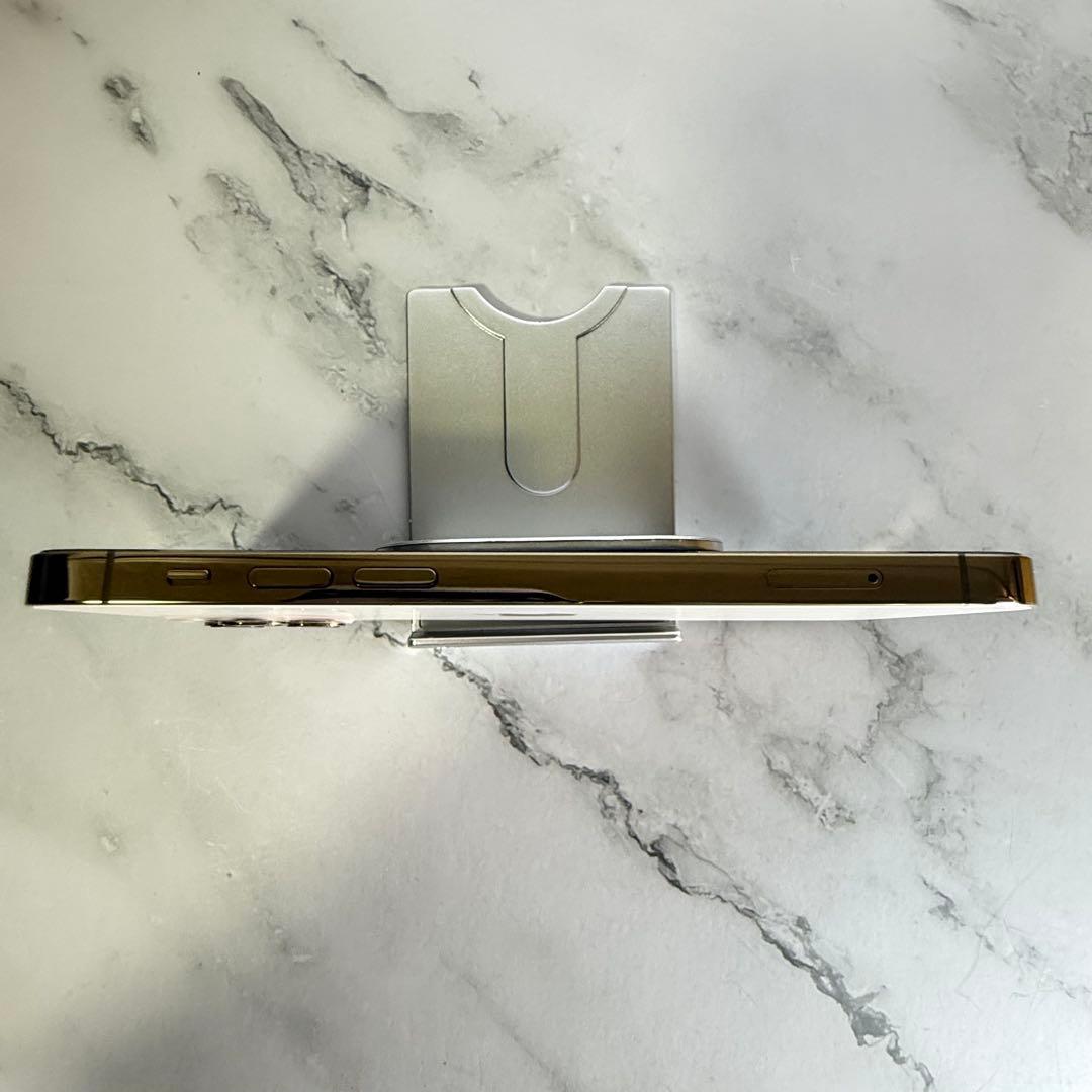 スマートフォン本体 M.Y