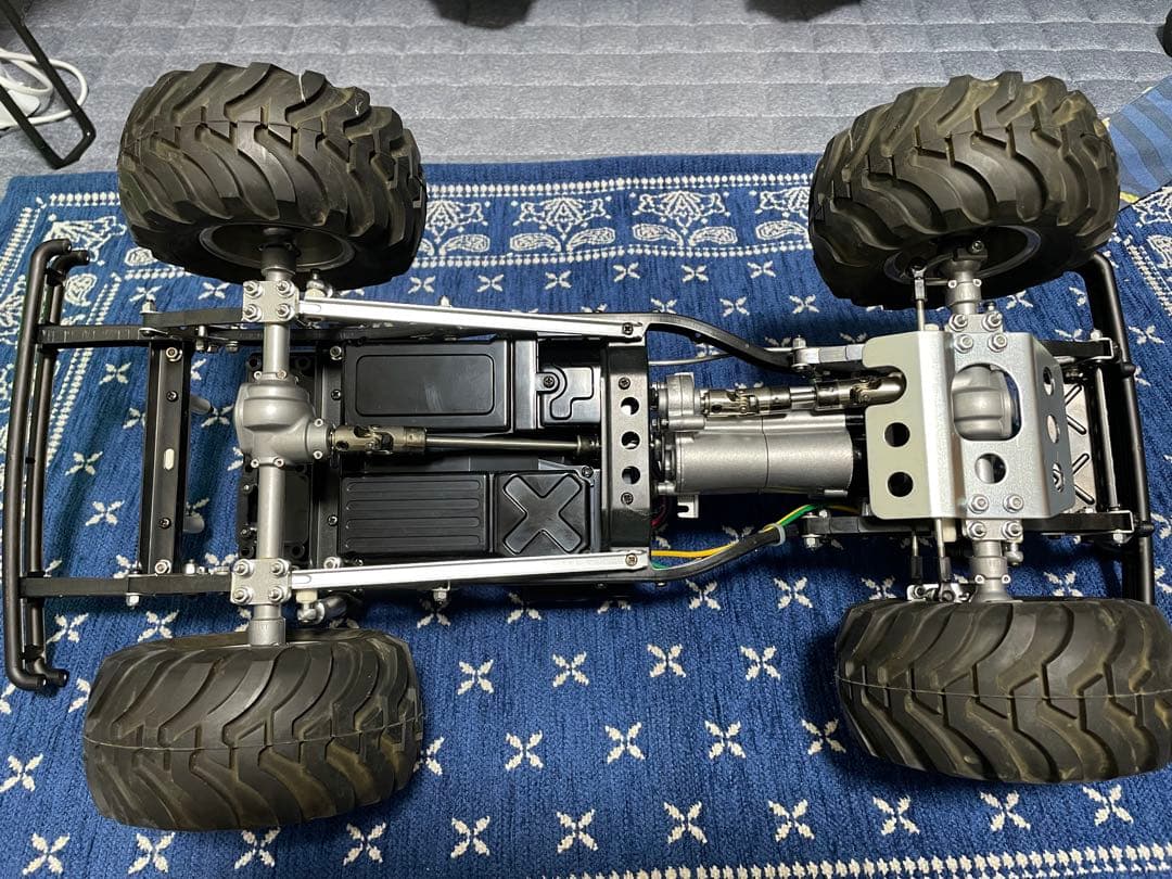 タミヤ　ハイラックス　４ＷＤ　ハイリフト　3速トランスミッション　BRUISER