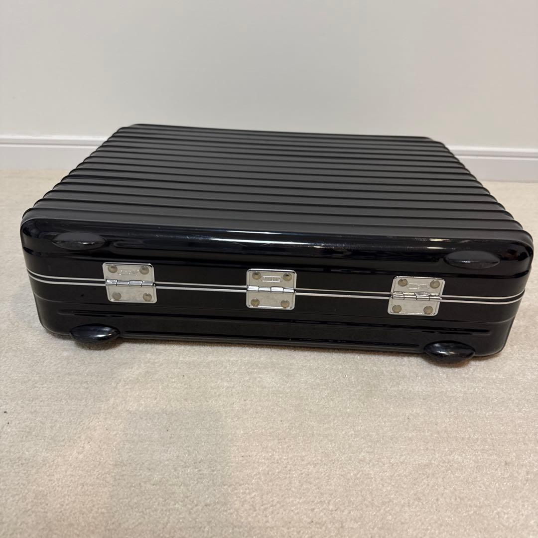 moto　リモワキャリーケース　黒