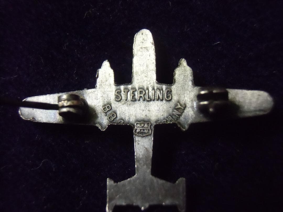 ★１９４０年代＊アメリカ軍＊９２５銀製＊Ｂ２５ミッチェル爆撃機＊ピン（実物）