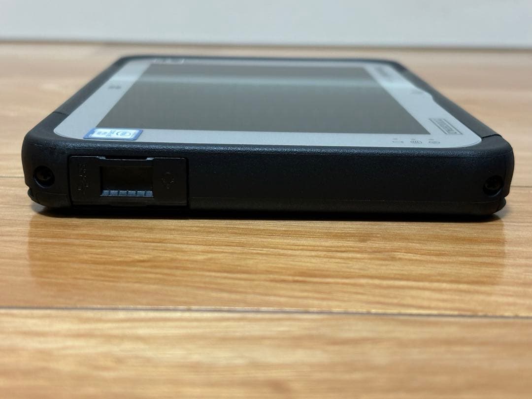 パナソニック タフパッド FZ-M1 4GB SSD128GB 7インチ