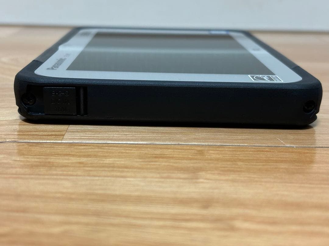 パナソニック タフパッド FZ-M1 4GB SSD128GB 7インチ