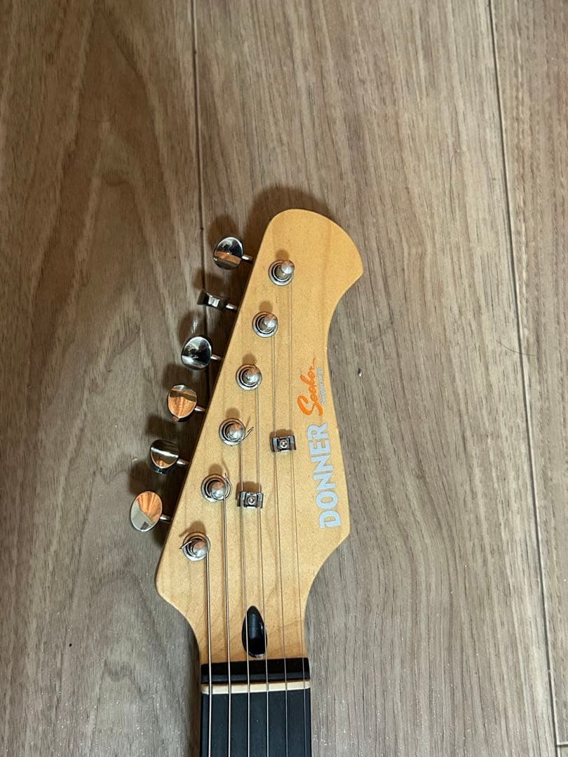 ギター donner dst 152 & selder