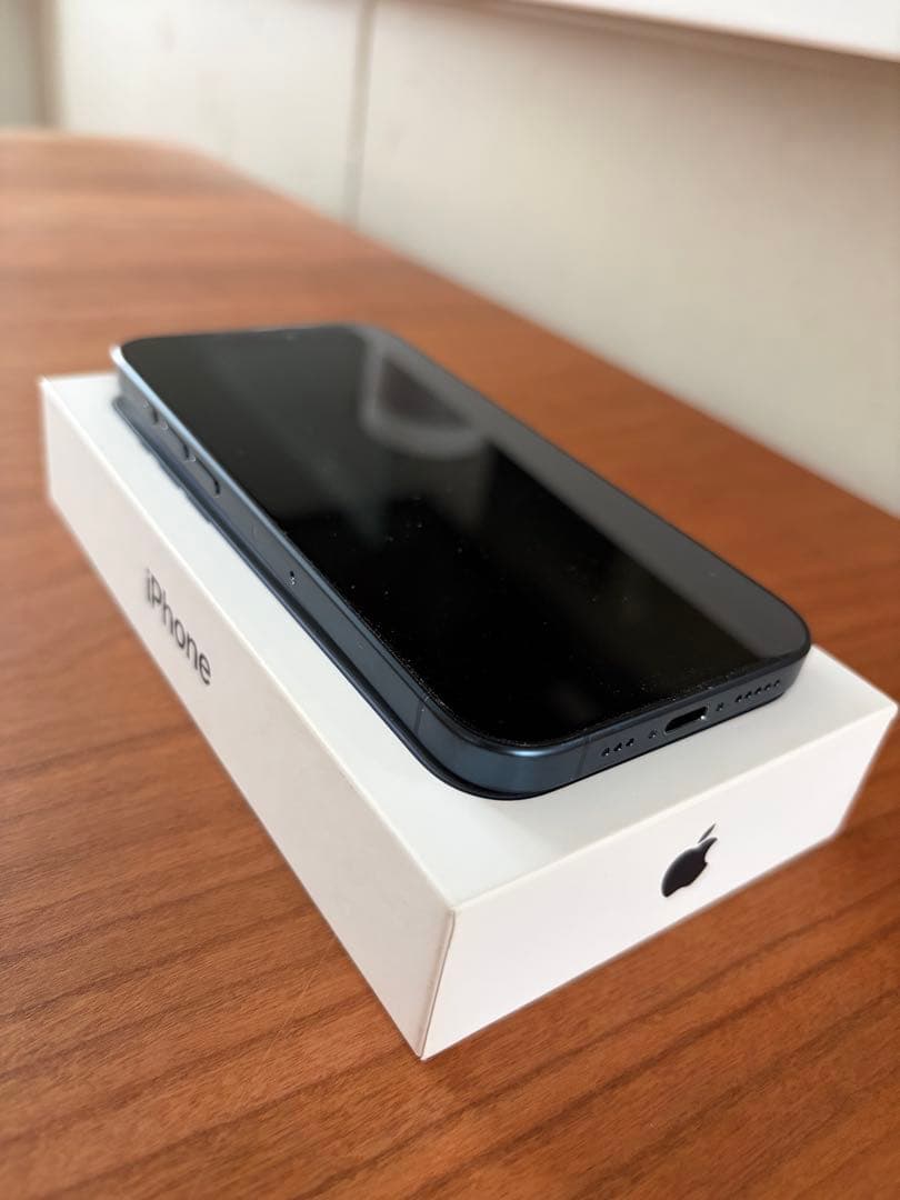 Apple iPhone 15 Pro 256GB ブルーチタニウム