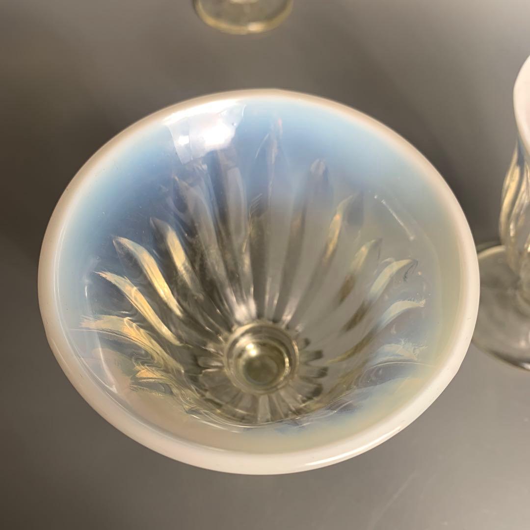 昭和初期　戦前　プレス　乳白青ぼかし　氷コップ　デザートカップ　和ガラス　古硝子