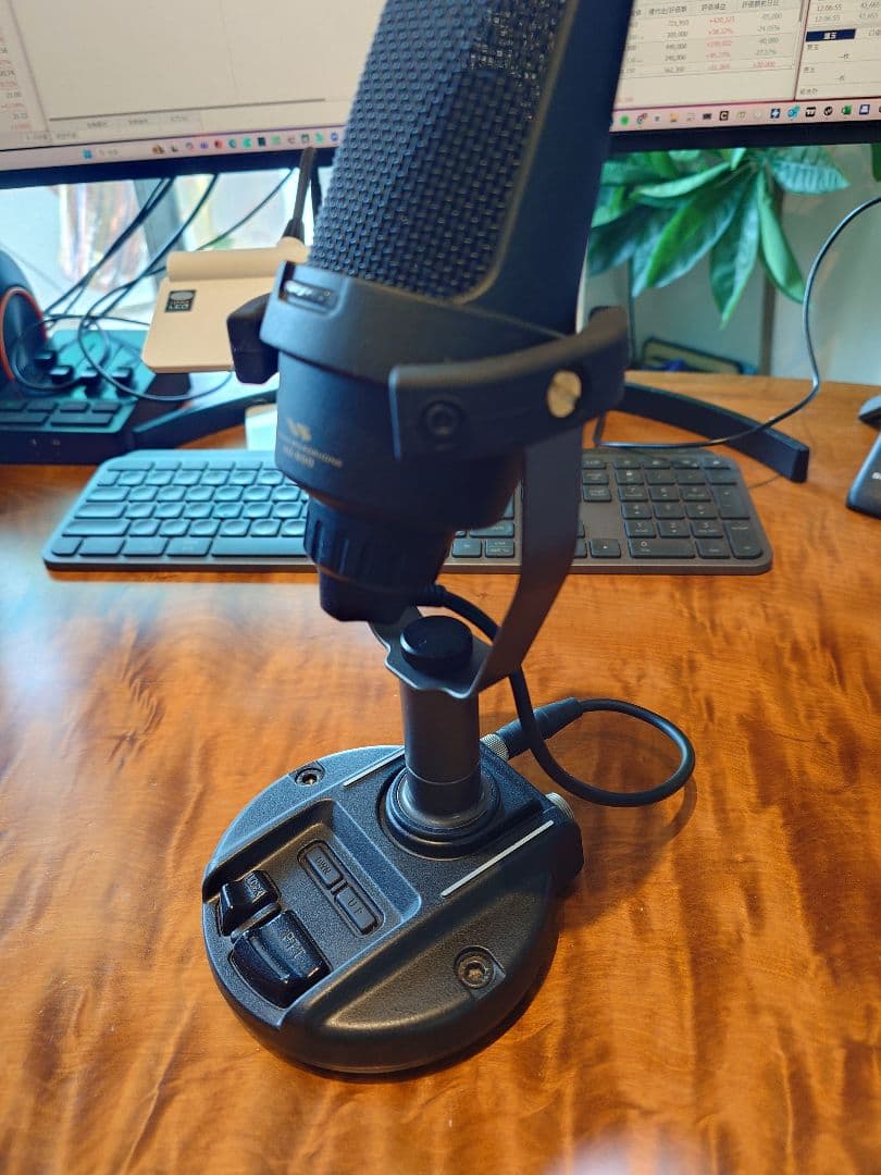 通信機専用最高級デスクトップマイクロホン YAESU MD-200A8X