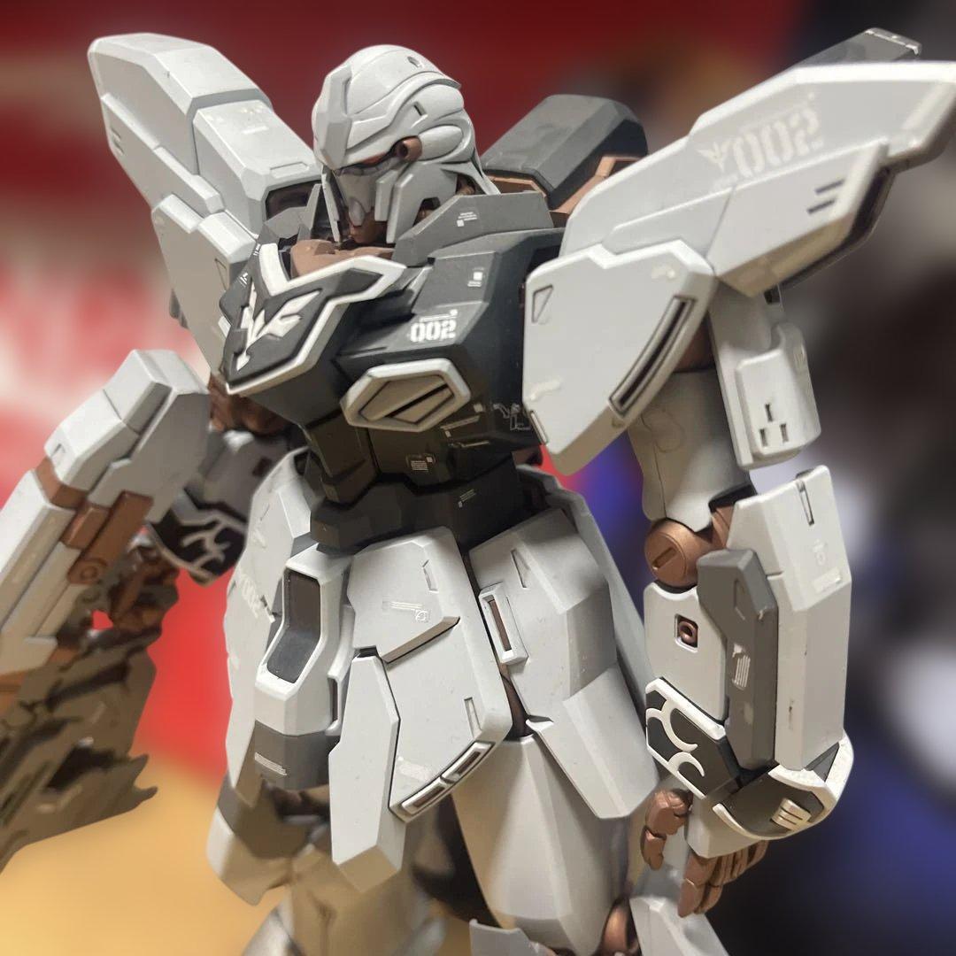 MGシナンジュスタイン 塗装済み完成品　プラモデル　ガンプラ