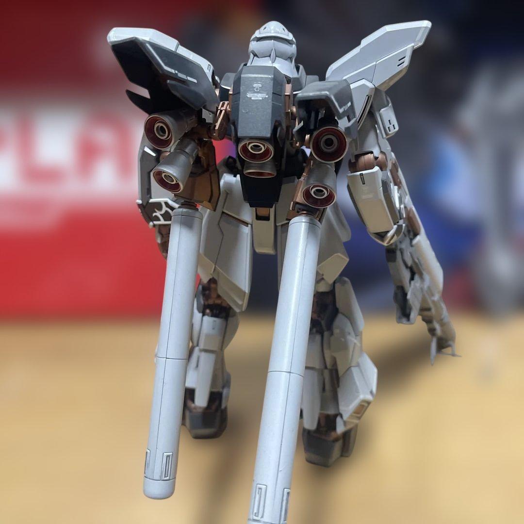 MGシナンジュスタイン 塗装済み完成品　プラモデル　ガンプラ